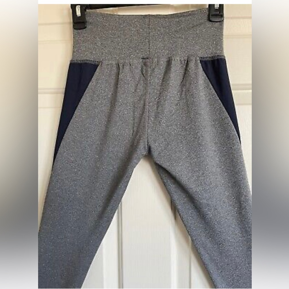 NEW Chicago Bears NFL Team Apparel Grey Leggings Pants Women's Small $20